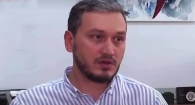 Рустам Кочесоков. Скриншот видео https://www.instagram.com/reels/DNNRvAEsv9C/ Instagram принадлежит компании Meta деятельность которой запрещена в России Рустам Кочесоков. Скриншот видео https://www.instagram.com/reels/DNNRvAEsv9C/ Instagram принадлежит компании Meta деятельность которой запрещена в России
