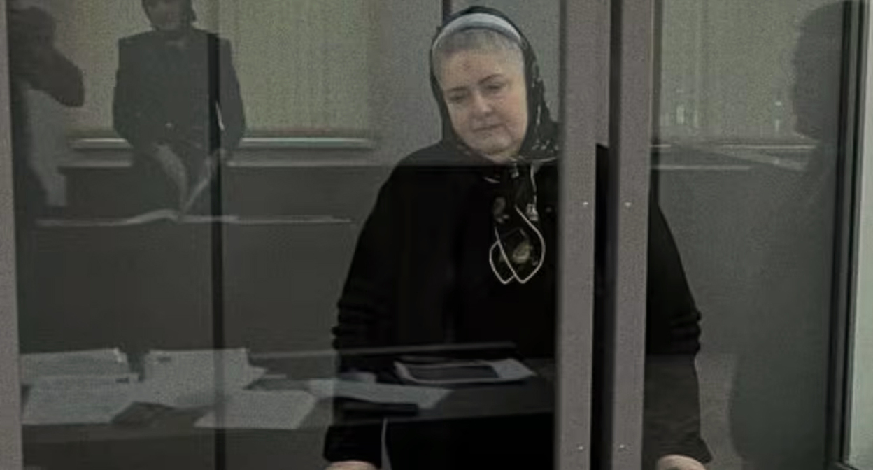 Зарема Мусаева в суде. Скриншот фото из Telegram-канала "Команды против пыток" (признана иноагентом) – https://t.me/no_torture/3573.