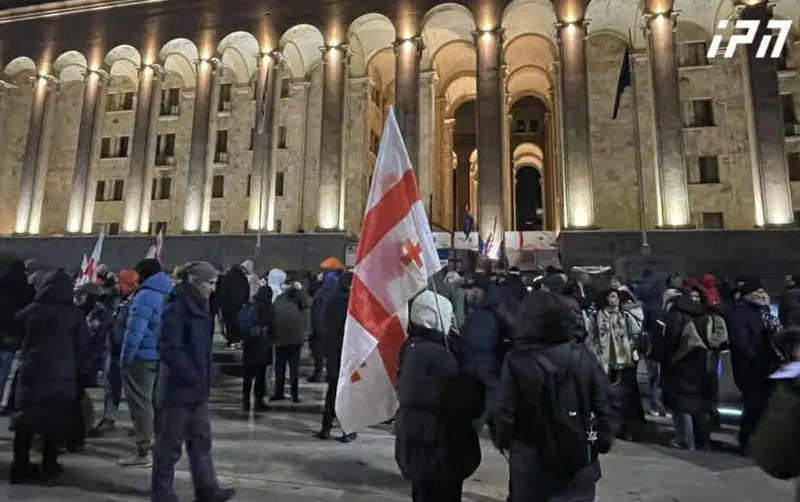 Акция протеста в Тбилиси. Interpressnews/https://www.interpressnews.ge/ka/article/859496-parlamenttan-saprotesto-akcia-mimdinareobs Акция протеста в Тбилиси. Interpressnews/https://www.interpressnews.ge/ka/article/859496-parlamenttan-saprotesto-akcia-mimdinareobs