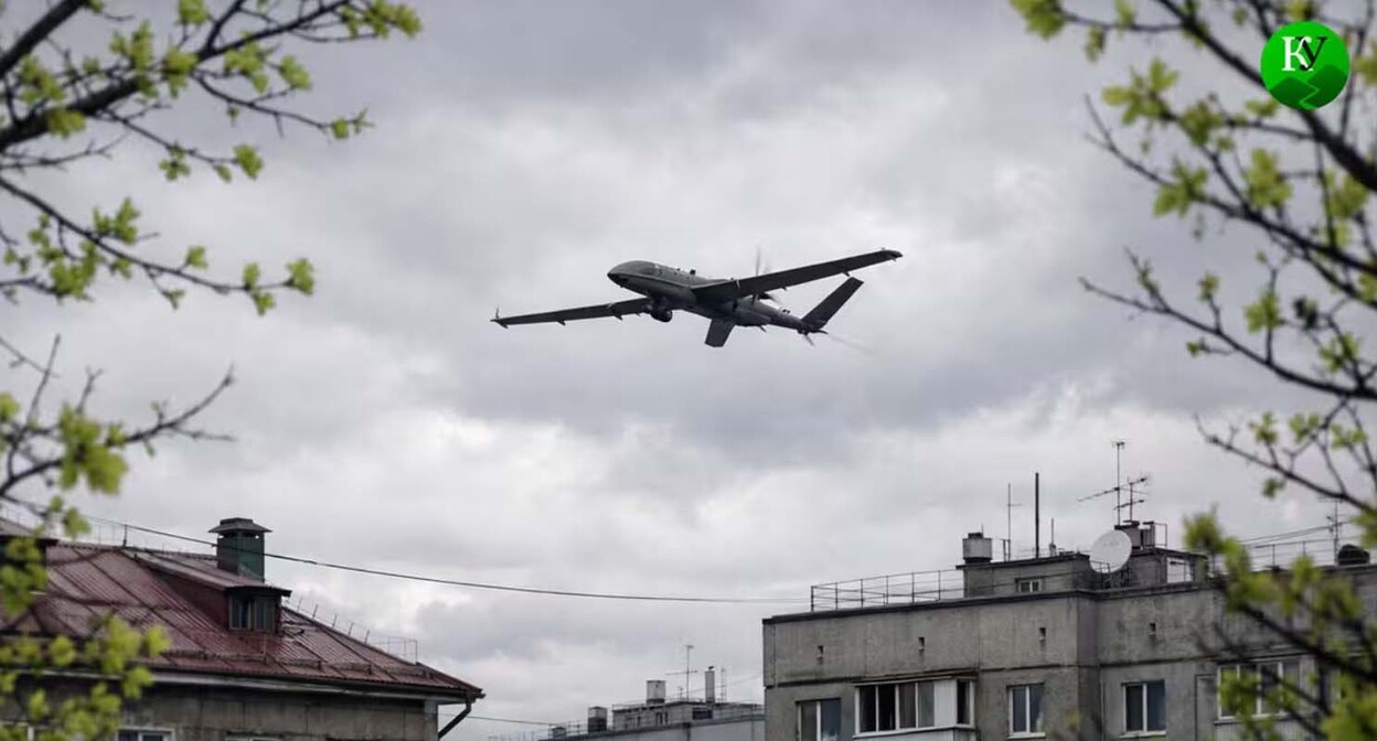 БПЛА в полете. Иллюстрация создана «Кавказским узлом» с помощью ИИ в программе Copilot БПЛА в полете. Иллюстрация создана «Кавказским узлом» с помощью ИИ в программе Copilot