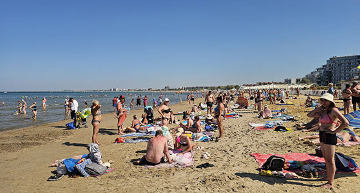 Пляж в Анапе. Фото: https://vk.ru/seaoz?z=photo-145347798_457423401%2Fwall-145347798_307608 Пляж в Анапе. Фото: https://vk.ru/seaoz?z=photo-145347798_457423401%2Fwall-145347798_307608