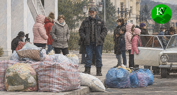 Карабахские беженцы. Иллюстрация создана "Кавказским узлом" при помощи ИИ в программе Copilot Карабахские беженцы. Иллюстрация создана "Кавказским узлом" при помощи ИИ в программе Copilot