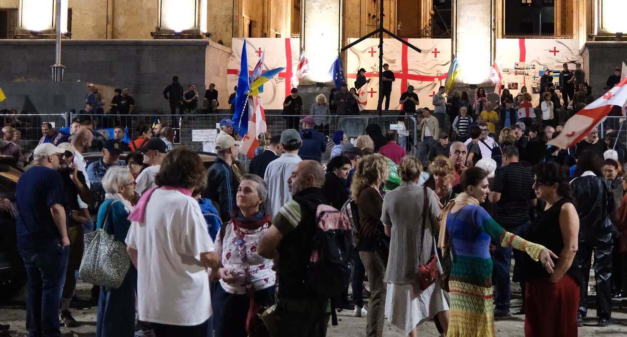 Активисты у парламента Грузии, 24 сентября 2026 года. Фото: Mindia Gabadze / Facebook* Активисты у парламента Грузии, 24 сентября 2026 года. Фото: Mindia Gabadze / Facebook*