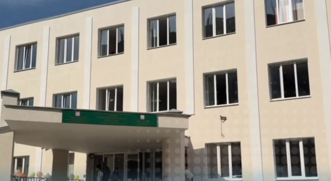 Школа № 28. Стоп-кадр видео мэрии Нальчика от 27.09.26, https://t.me/nalchiknews1/11655 Школа № 28. Стоп-кадр видео мэрии Нальчика от 27.09.26, https://t.me/nalchiknews1/11655