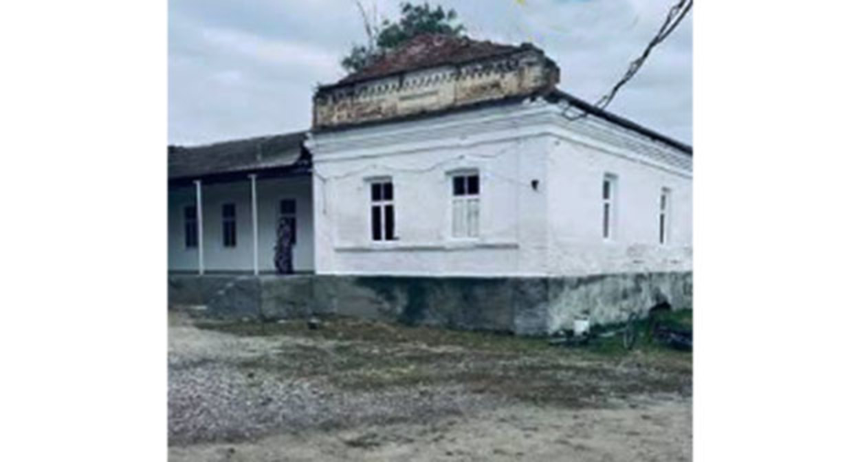Школа в селе Аксай Хасавюртовского района. Скриншот видео https://www.instagram.com/reel/DdqldojNHqS/