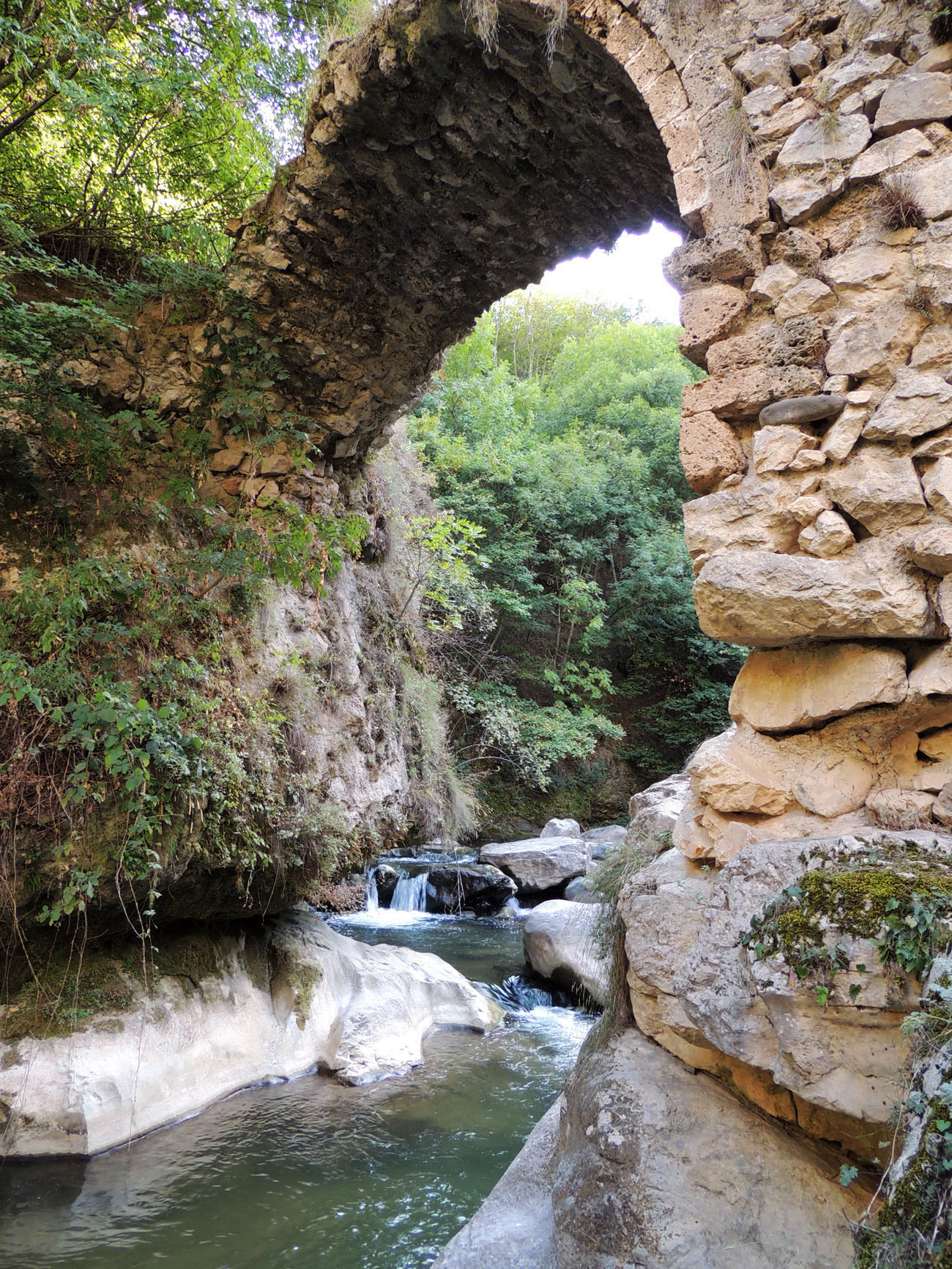 Фото моста сбоку. Фото моста сбоку.