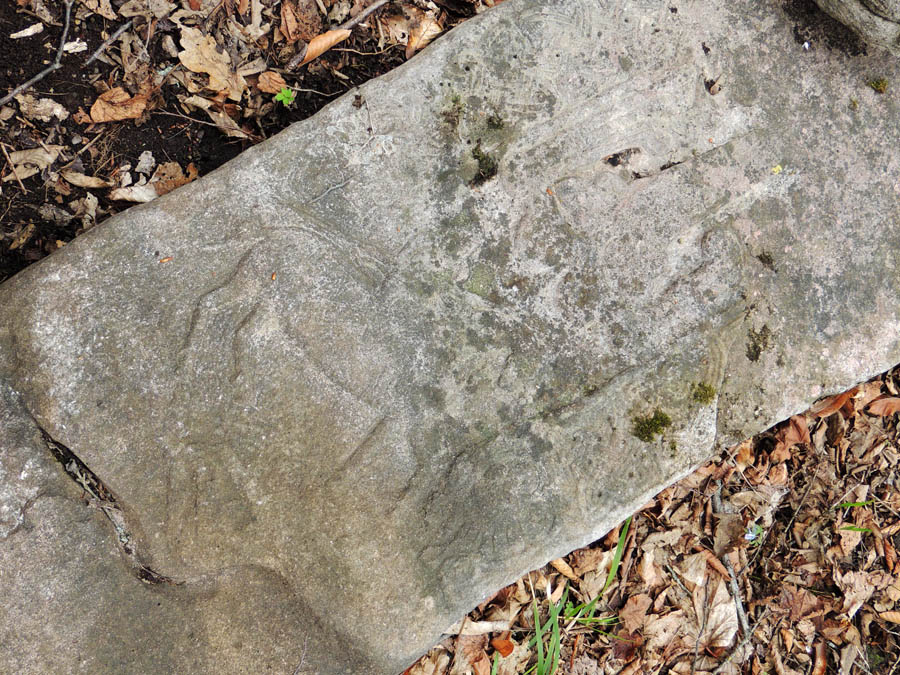 Хачкары монастыря "Охты ехцы". Хачкары монастыря "Охты ехцы".