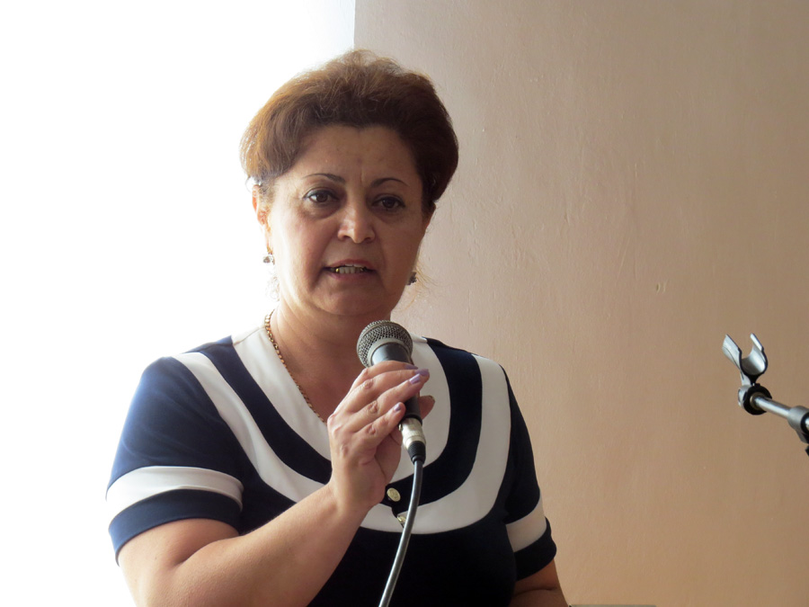 Нуне Габриелян, директор Аскеранской центральной библиотеки, организатор мероприятия.