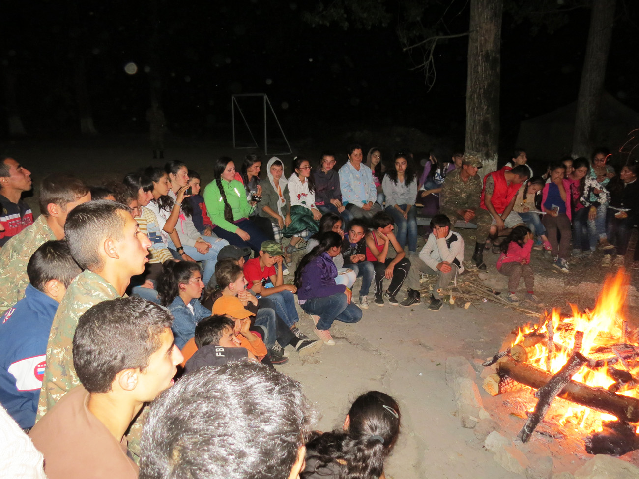 Вокруг костра... Вокруг костра...