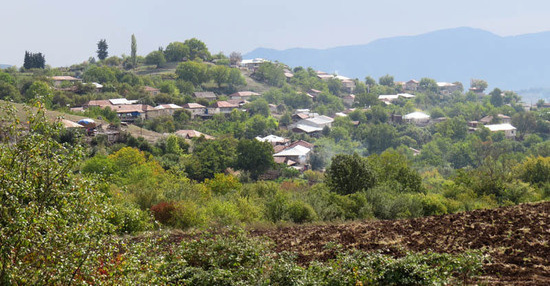 Верхняя часть села Хндзристан.