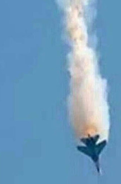 Российский СУ-24 сбит турецкими ВВС. Фото взято из инета.