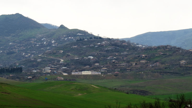 На склоне горы с.Гиши.