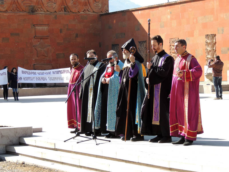 Степанакерт. Мемориальный комплекс. 28.02.2017 г. Степанакерт. Мемориальный комплекс. 28.02.2017 г.