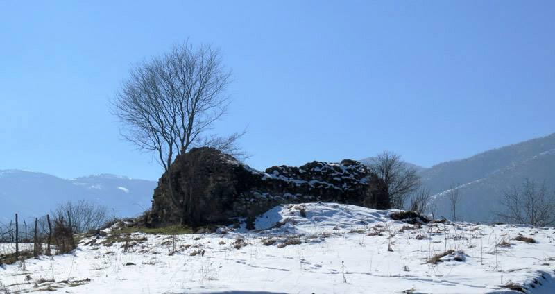 Церковь  Пткатах (17 в.). Гадрутский район.